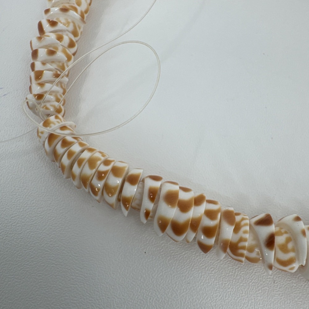 Tiger Cone Shell disc beads For Jewelry Making Pre Strung - Picture 3 of 6